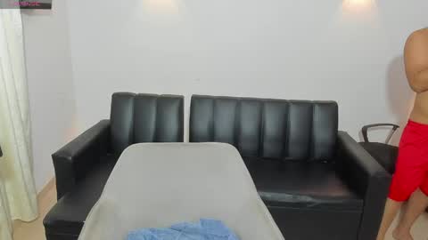 samxx_muscle online show from May 2026 01:19:01 PM