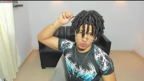 samxx_muscle online show from May 2026 03:31:02 PM