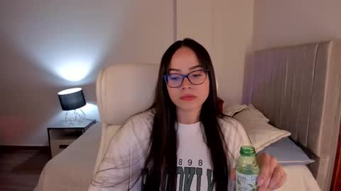 Samy online show from October 2025 09:38:01 PM