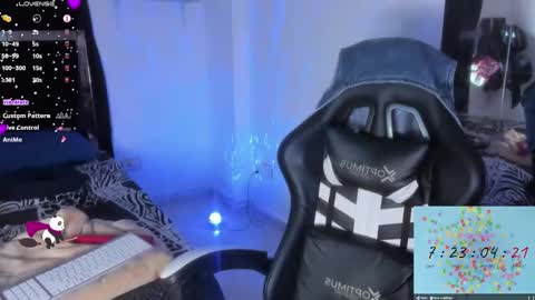 SamyHolbrook online show from October 2025 01:23:02 PM