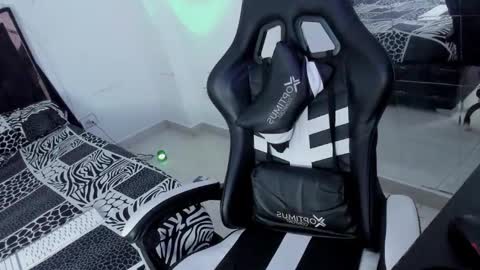 SamyHolbrook online show from March 2026 01:38:01 PM