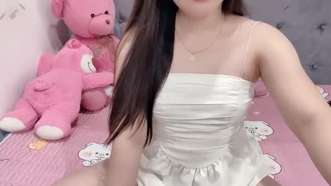 sanami_sian_ online show from September 2025 01:38:02 AM