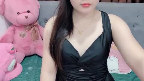 sanami_sian_ online show from October 2025 01:06:02 AM