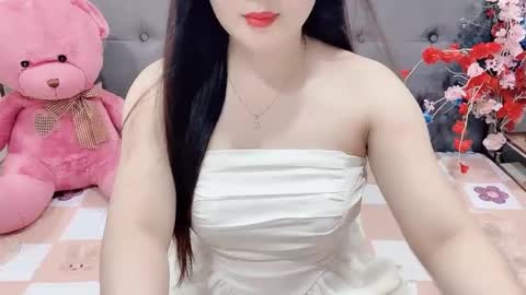 sanami_sian_ online show from November 2025 01:44:02 AM