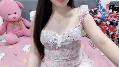sanami_sian_ online show from April 2026 01:52:02 AM
