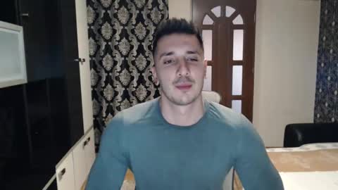 Snapshot of sanchezerik4 chatting on January 2025 02:35:01 PM Sanchez Erik online show from January 2025 02:35:01 PM