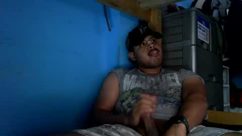 Snapshot of sandalo123 chatting on July 2026 03:04:01 PM sandalo123 online show from July 2026 03:04:01 PM