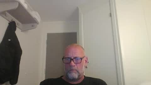 Snapshot of sandnesrune523 chatting on May 2026 05:41:01 PM sandnesrune523 online show from May 2026 05:41:01 PM