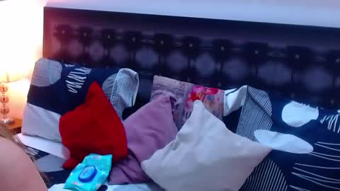 SANDRA online show from October 2025 10:32:02 AM