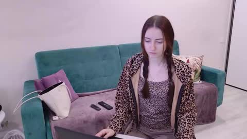 Snapshot of sandra_prafer chatting on January 2026 05:00:01 AM sandra prafer online show from January 2026 05:00:01 AM