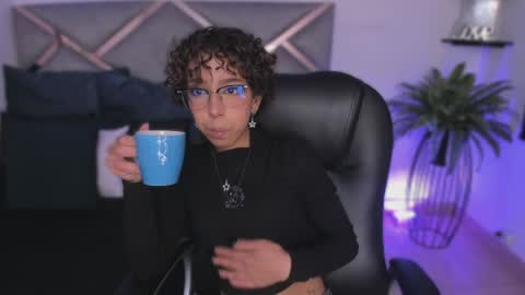 SANDRA online show from May 2026 02:40:01 AM