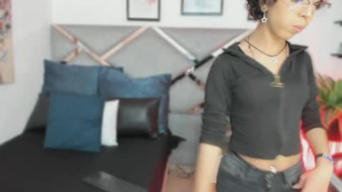 SANDRA online show from May 2026 02:40:02 AM