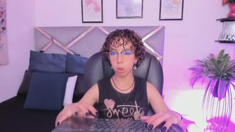 SANDRA online show from May 2026 02:39:01 AM