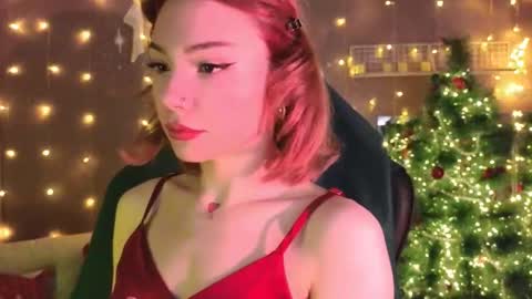 Sandy  online show from December 2025 02:09:02 AM