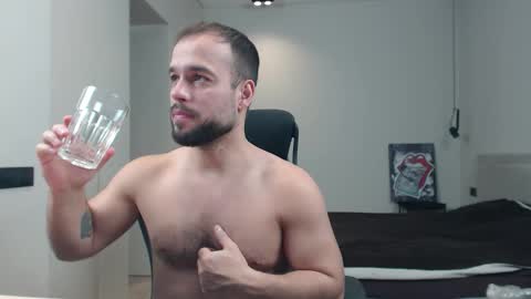 DeAlex online show from February 2026 12:20:01 PM