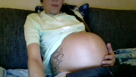 Sandy online show from December 2024 07:17:01 PM