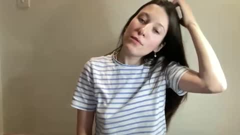 Sandy online show from November 2025 04:28:02 PM