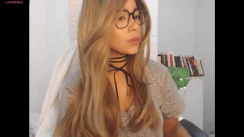 Snapshot of santal_oli chatting on December 2025 03:11:01 AM secret online show from December 2025 03:11:01 AM