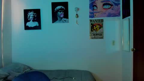 Santi online show from September 2025 05:12:02 PM