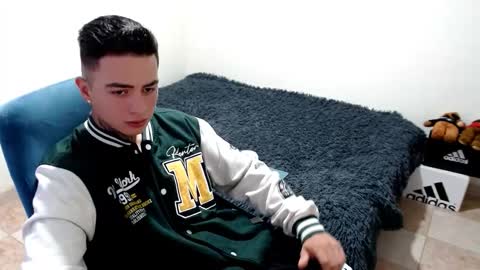 santi_ss online show from October 2025 01:57:02 PM