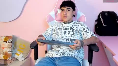 SantiAbader online show from October 2025 03:34:01 AM