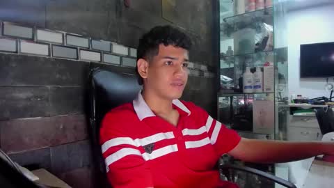 santi online show from November 2025 10:32:02 PM