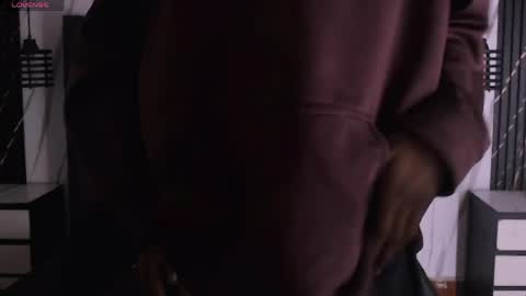 Snapshot of santiago_ortiz chatting on April 2026 01:05:02 PM Santiiiiii online show from April 2026 01:05:02 PM