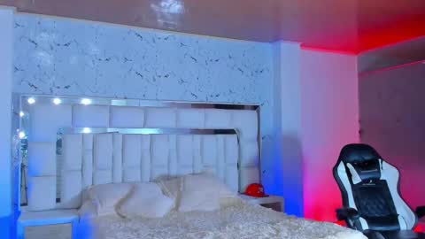 Santi Reyes online show from October 2025 11:27:02 PM