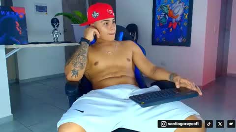 santiagoreyesftt online show from July 2026 05:46:02 AM