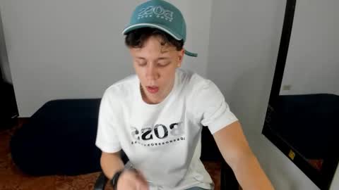 Julius Novachrono  online show from January 2026 05:00:01 AM