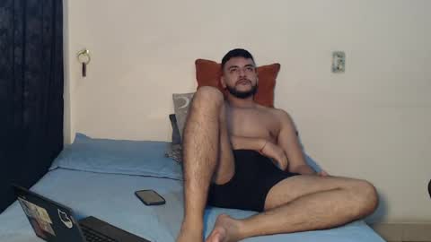 santiexxx online show from May 2026 10:47:02 PM