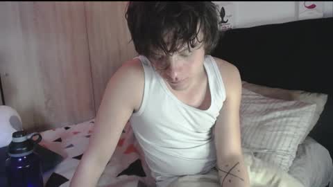 Santii online show from April 2026 07:58:01 PM