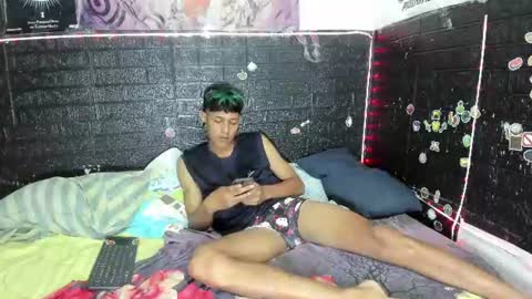 Snapshot of santos_xd chatting on July 2026 05:33:02 AM santos online show from July 2026 05:33:02 AM