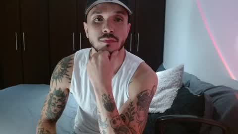 Snapshot of santti_torres chatting on May 2026 04:19:01 AM Santy Torres online show from May 2026 04:19:01 AM