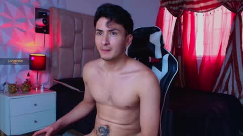 Santyago online show from January 2025 09:52:02 PM