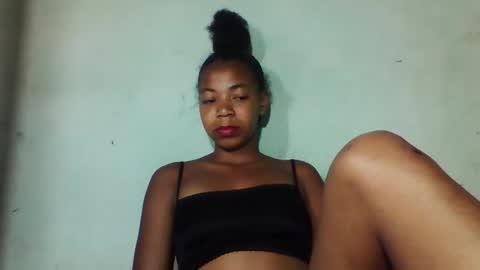 sanyah0123 online show from December 2025 10:35:01 AM