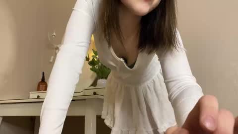 Snapshot of saphirree chatting on January 2026 10:13:01 PM Anny online show from January 2026 10:13:01 PM