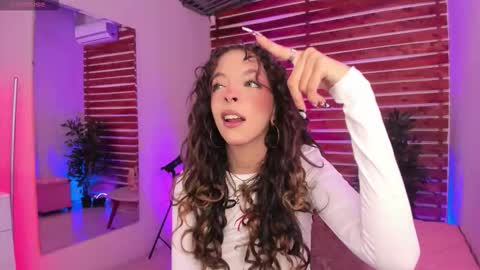 Valerin online show from November 2025 02:00:01 AM