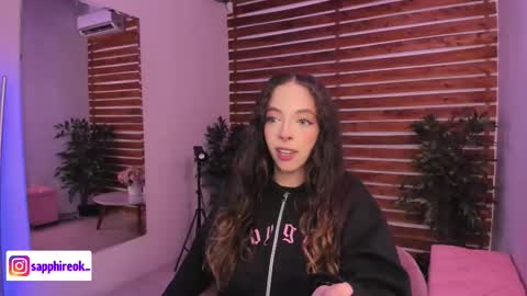 Valerin online show from November 2025 02:13:01 AM