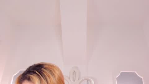 Sara online show from February 2025 12:49:01 PM