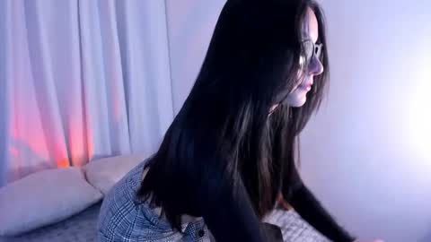 Sara  online show from March 2026 06:38:02 AM