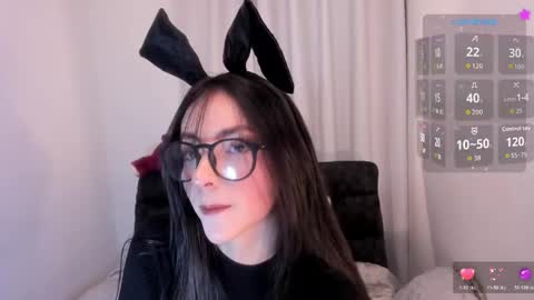 Sara  online show from May 2026 06:20:01 AM