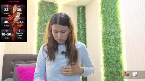 Snapshot of sara_blue13 chatting on March 2026 11:48:02 AM Sara online show from March 2026 11:48:02 AM