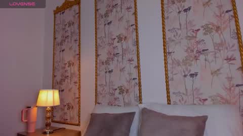 Sara online show from November 2025 05:27:01 PM