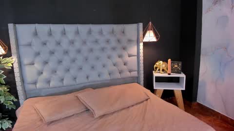 YENIFER  online show from January 2025 11:12:02 AM