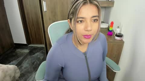Snapshot of sara_lizcano chatting on June 2026 10:39:01 AM sarah LIZCANO....... online show from June 2026 10:39:01 AM