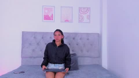 Snapshot of sara_marin18 chatting on August 2026 10:29:01 AM Sara Neith online show from August 2026 10:29:01 AM