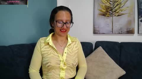 Sara   online show from February 2026 09:45:01 PM