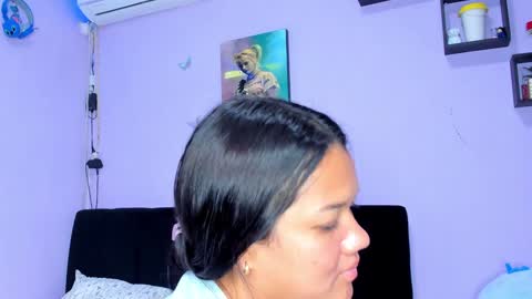 Snapshot of sara_mendez2_ chatting on December 2024 05:38:01 AM Sara Mendez online show from December 2024 05:38:01 AM