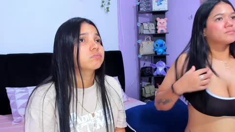 Snapshot of sara_mendez2_ chatting on January 2025 05:24:01 AM Sara Mendez online show from January 2025 05:24:01 AM